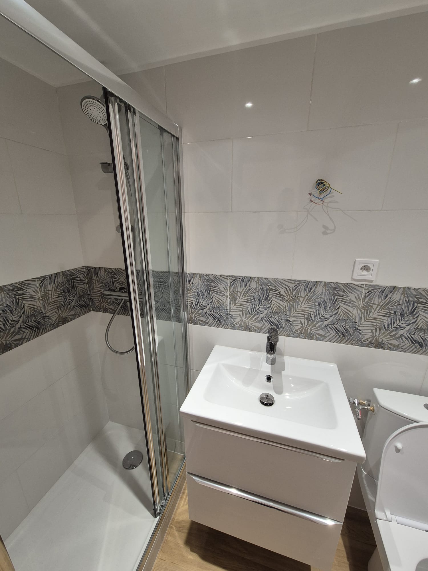 WhatsApp Image 2024-12-05 at 20.22.44 (1)